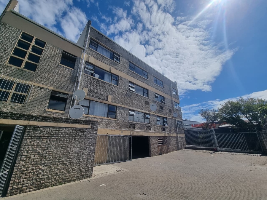 To Let 2 Bedroom Property for Rent in Observatory Western Cape